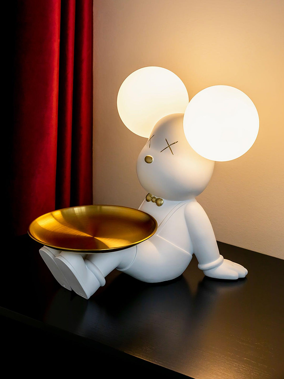 Lampka nocna "Fioletowy Miś" na tacy