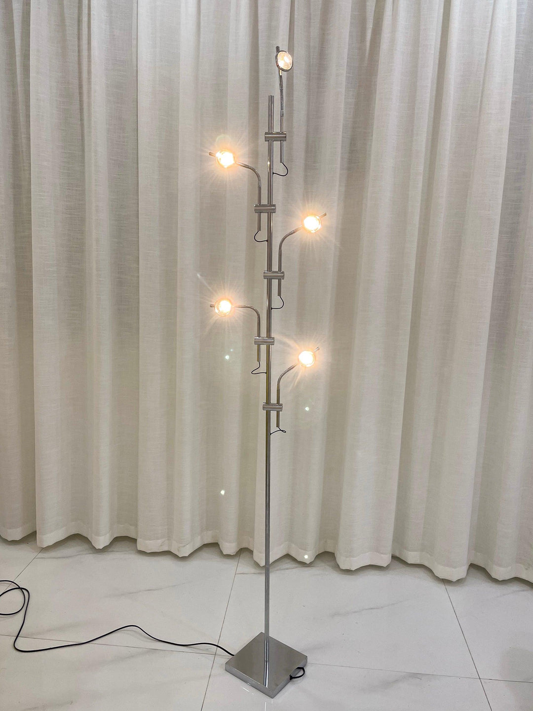 Lampa Podłogowa Wa Wa