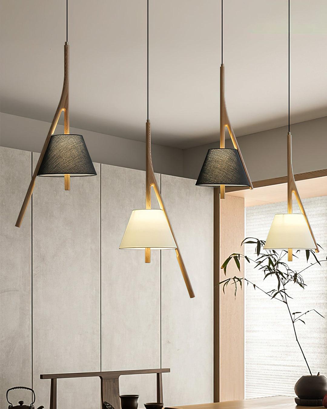 Lampa wisząca Nanzhi z drewna