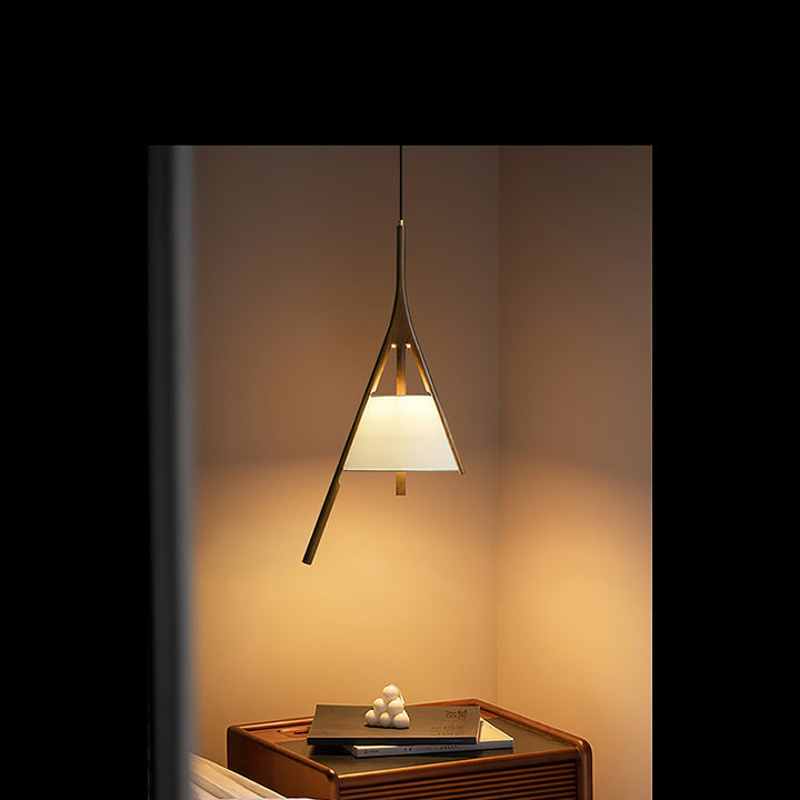 Lampa wisząca Nanzhi z drewna