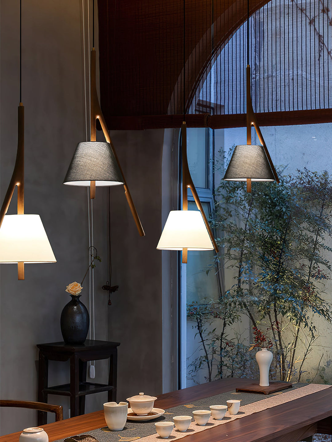 Lampa wisząca Nanzhi z drewna