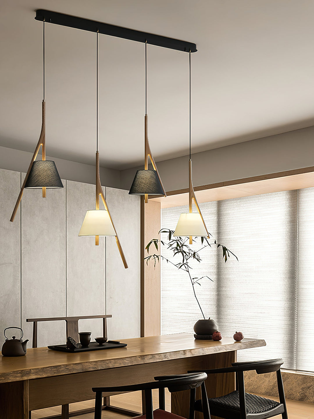 Lampa wisząca Nanzhi z drewna