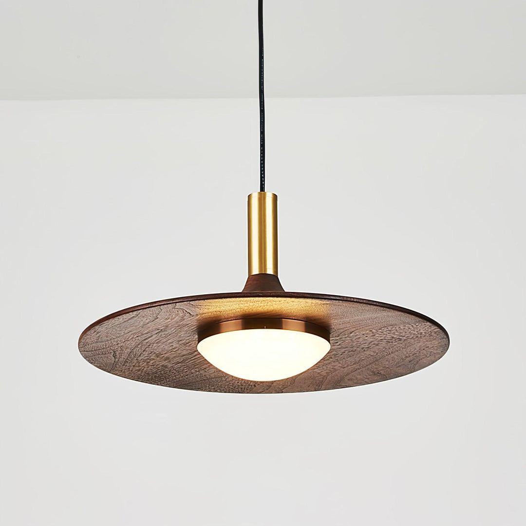 Lampa wisząca z orzechowego drewna
