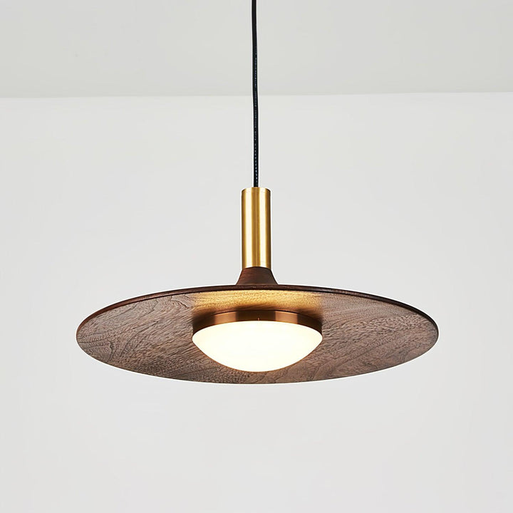 Lampa wisząca z orzechowego drewna