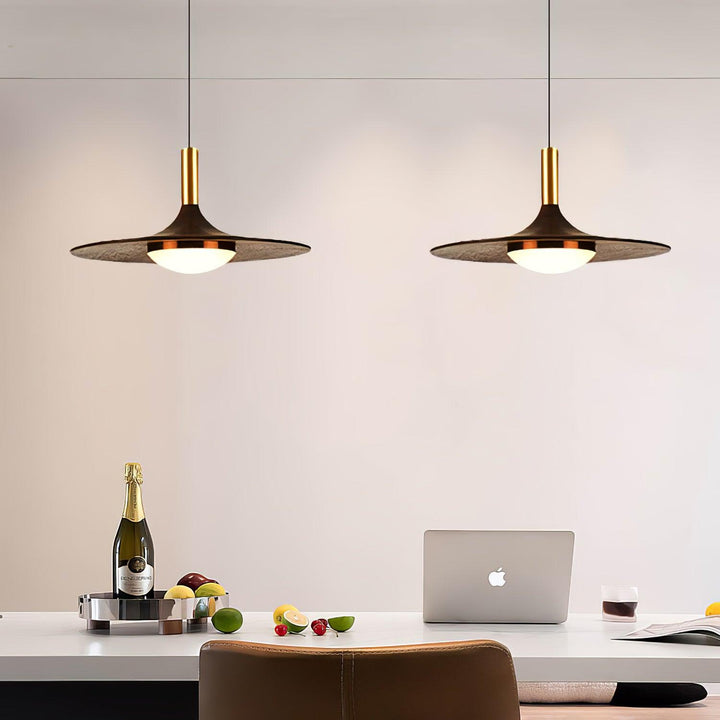 Lampa wisząca z orzechowego drewna