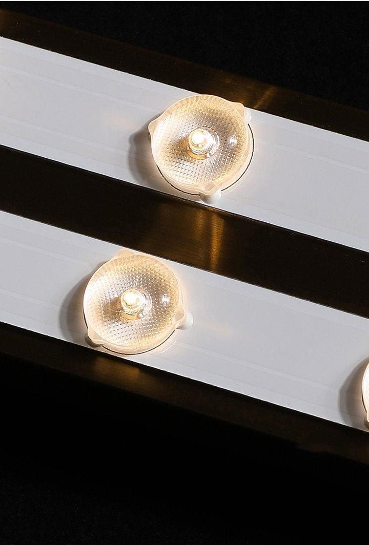Lampa ścienna w stylu artystycznym