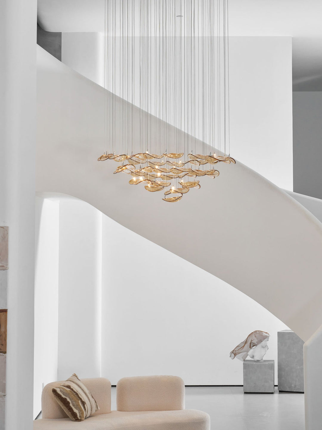 Lampa wisząca "Falujący Liść"