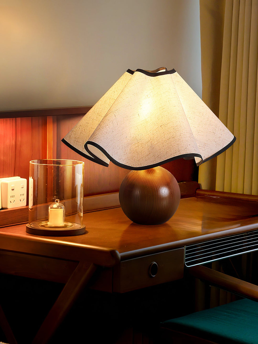 Lampa Stołowa Wavecrest