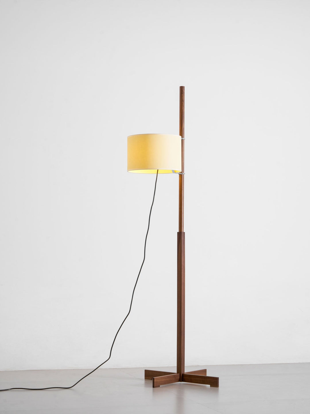 Lampa podłogowa Wood Tmm
