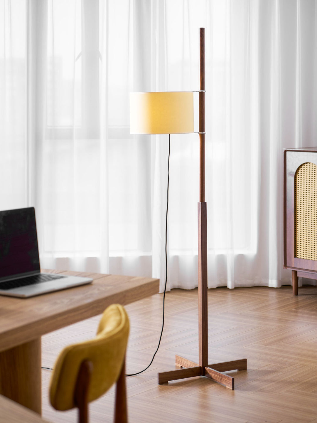 Lampa podłogowa Wood Tmm