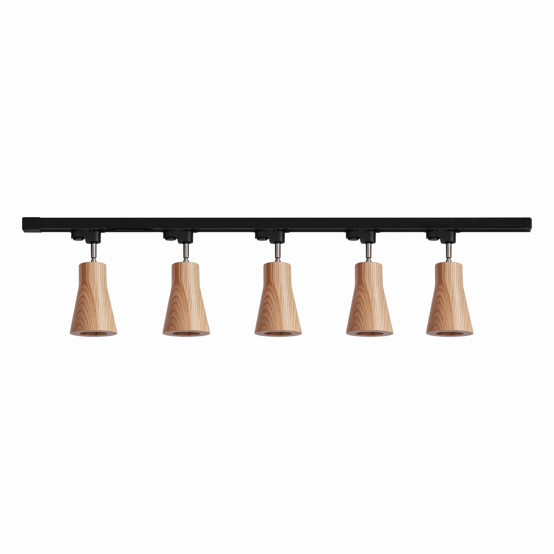 Lampa sufitowa na drewnianym torze