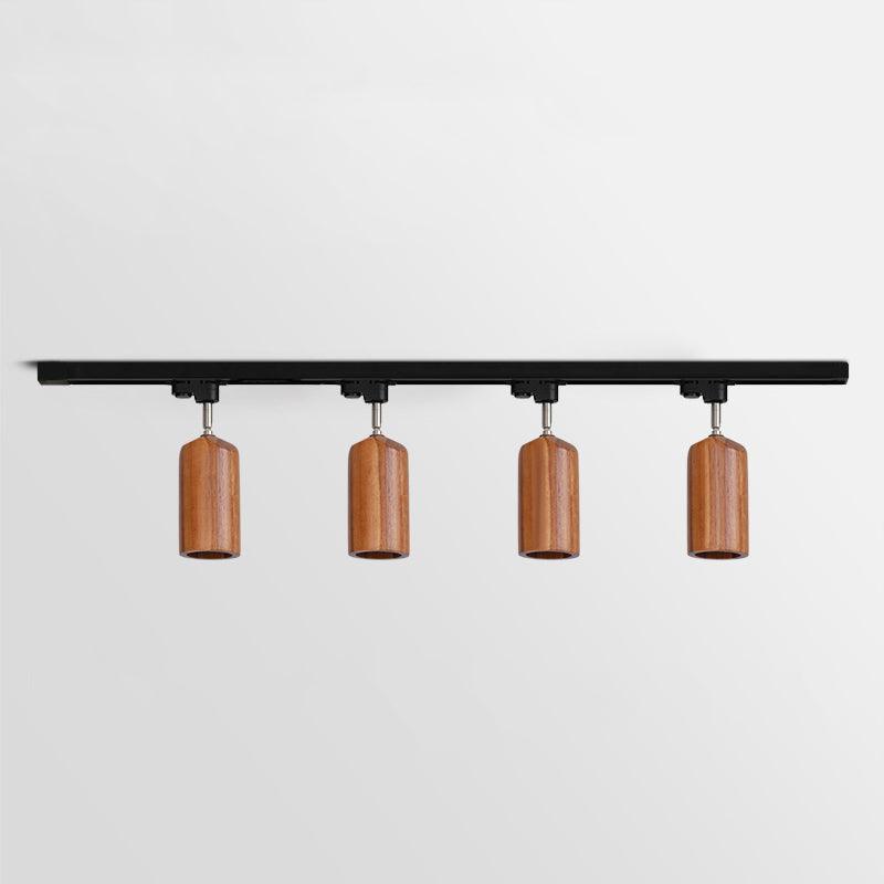 Lampa sufitowa na drewnianym torze