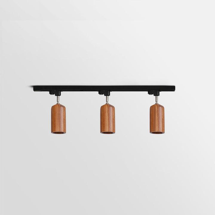 Lampa sufitowa na drewnianym torze