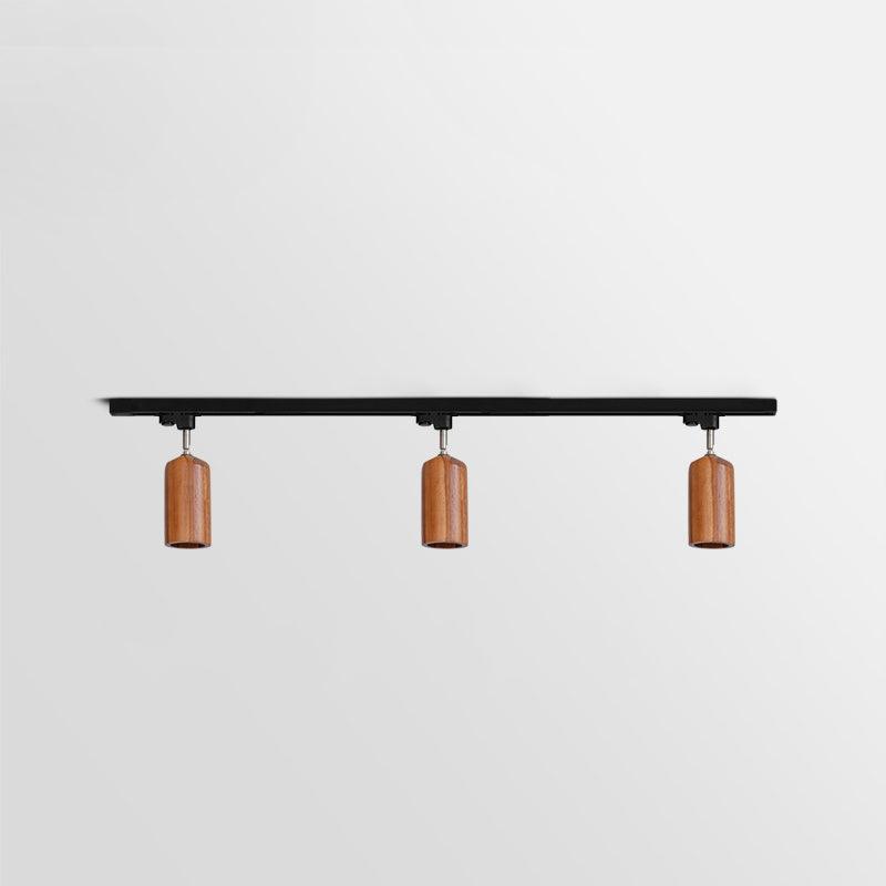 Lampa sufitowa na drewnianym torze