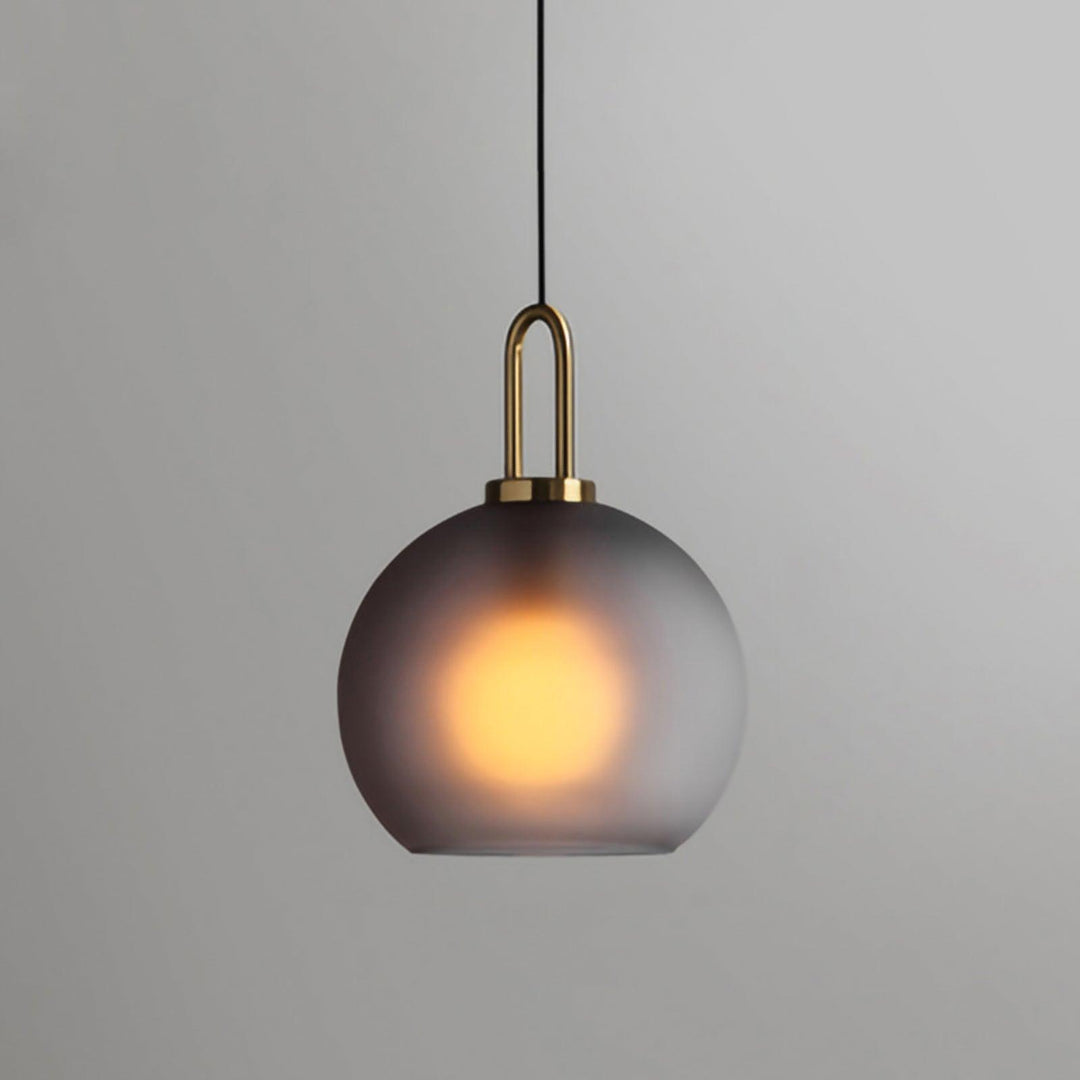Lampa wisząca Pendulum z szklanym kloszem