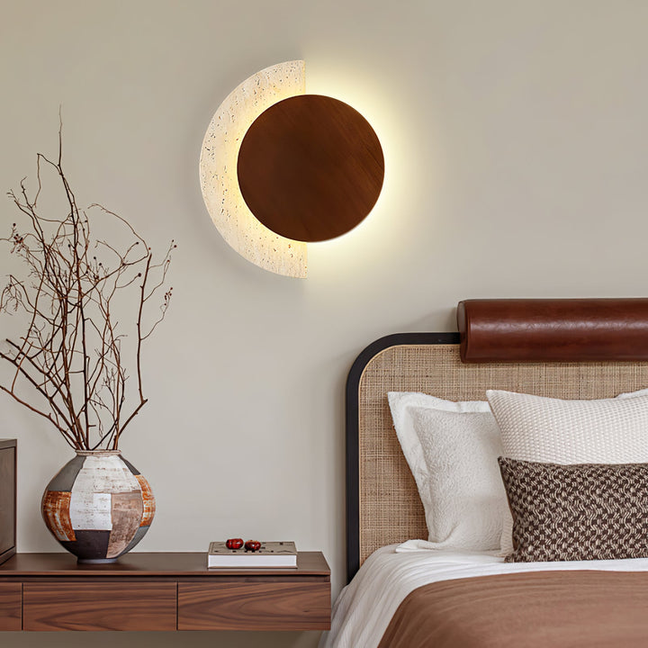 Kinkiet Crescent Halo