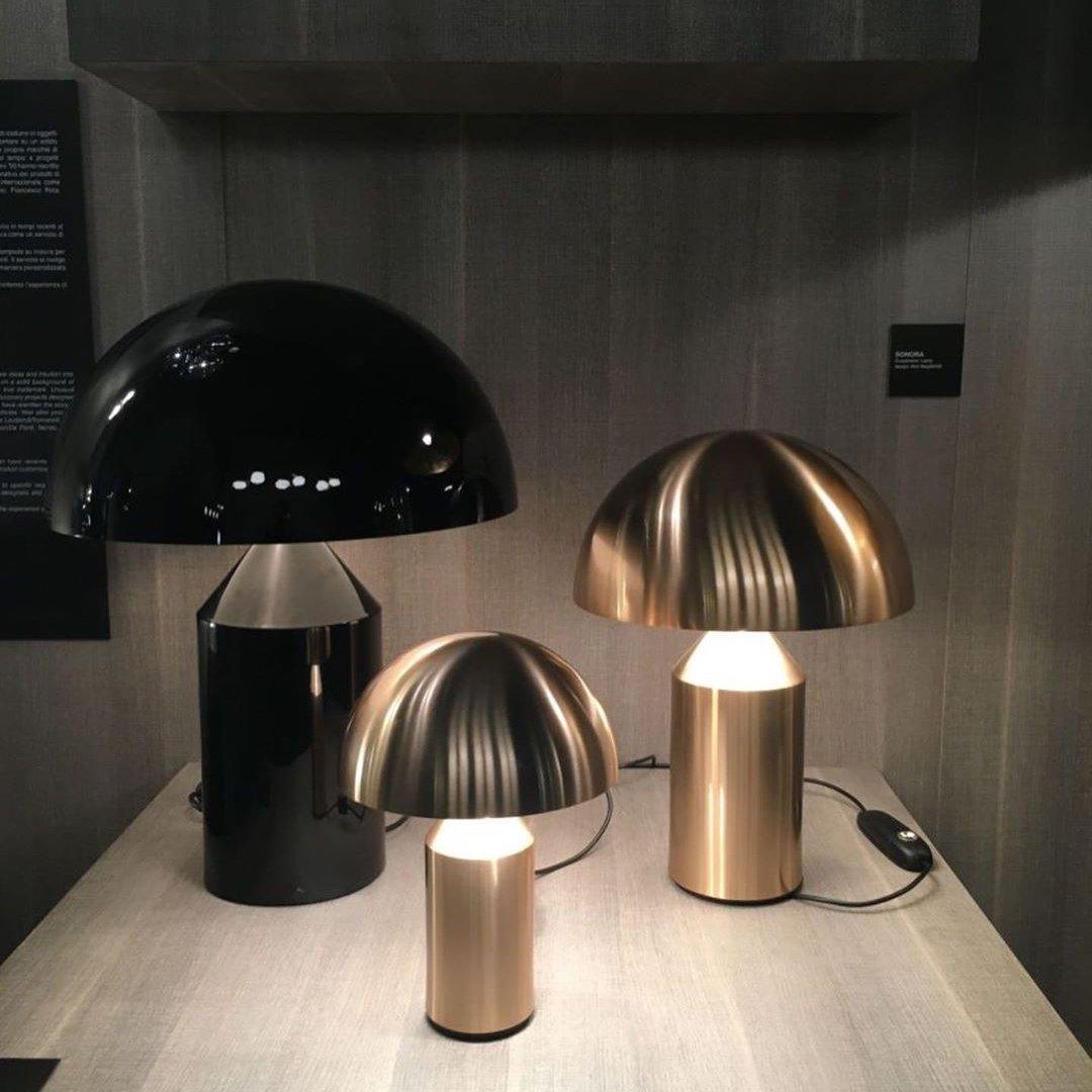 Mosiężna lampa stołowa Dorsey w kształcie grzyba