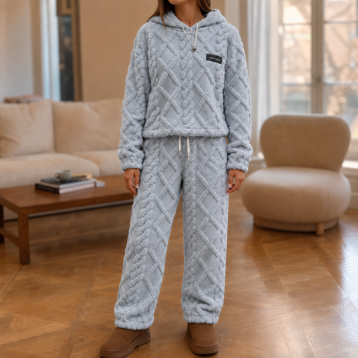 Wearbella – Komplet z kapturem i spodniami dresowymi z wytłaczanym wyglądem polarowym