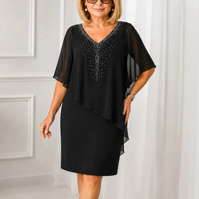 Wearbella – Sukienka z peleryną, która omija kłopoty z szalem