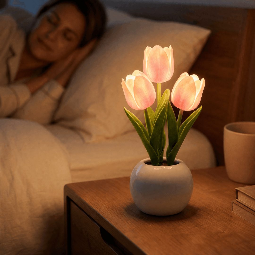 Bloomora – Lampa LED w kształcie tulipana z ceramiczną wazonem