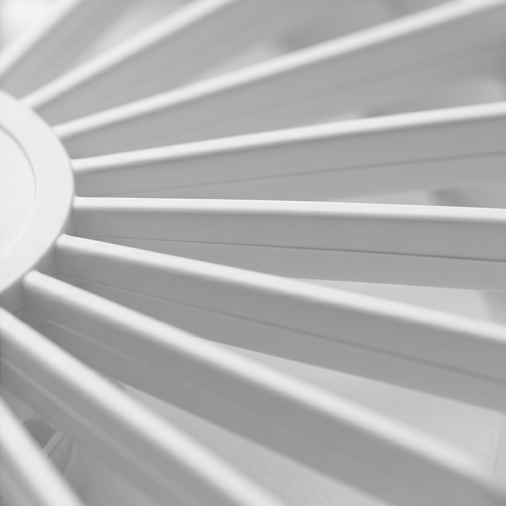 Breezo – Wentylator sufitowy wkręcany z lampą LED