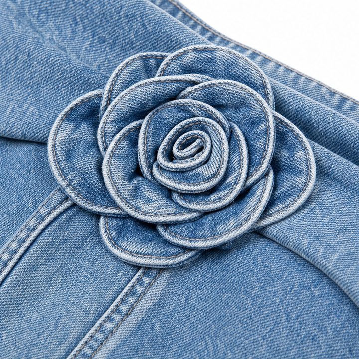 Rosevelle – Top z aplikacją w kształcie róży, bez ramiączek, z peplum