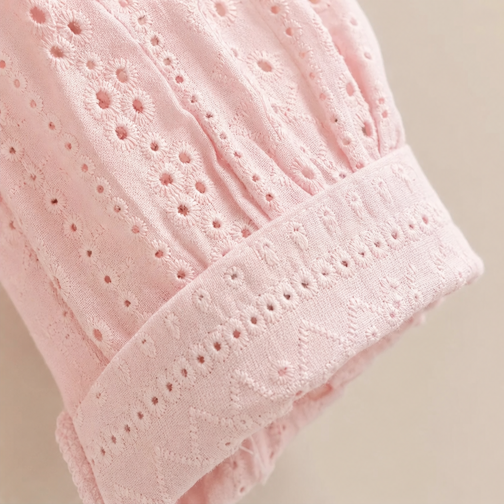 Wearbella – Bluzka z falbanami i dekoltem w serek, długi rękaw