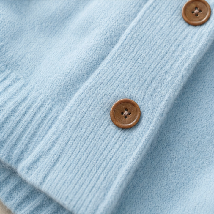 Lunette Wrap – Asymetryczny Kardigan z Kapturem i Splotem