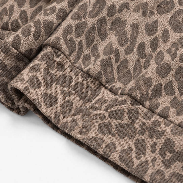 Marrylene – Oversize Sweter z Wzorem Panterki