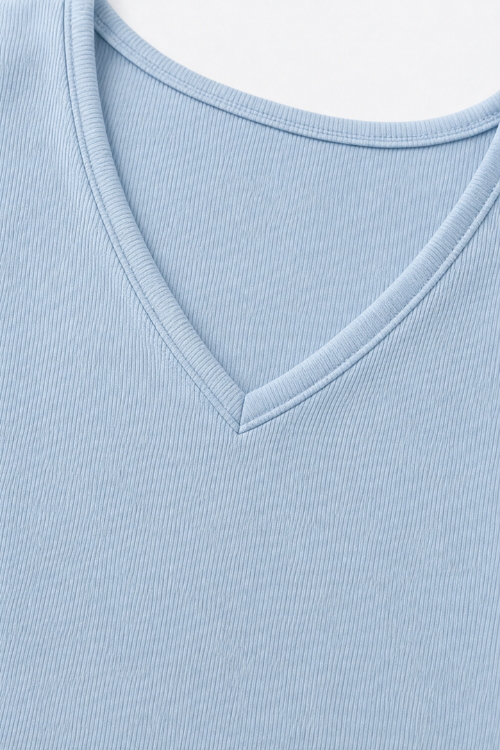 Wearbella – Zestaw topu na ramiączkach w kształcie litery V i spodni z szerokimi nogawkami