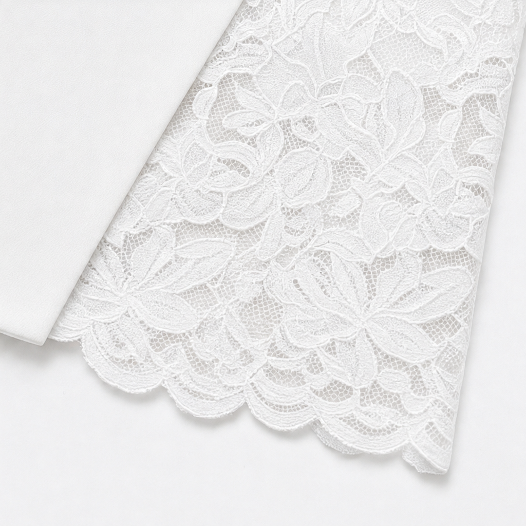 Lace &amp; Poise – Sukienka żakardowa z koronkowym panelem