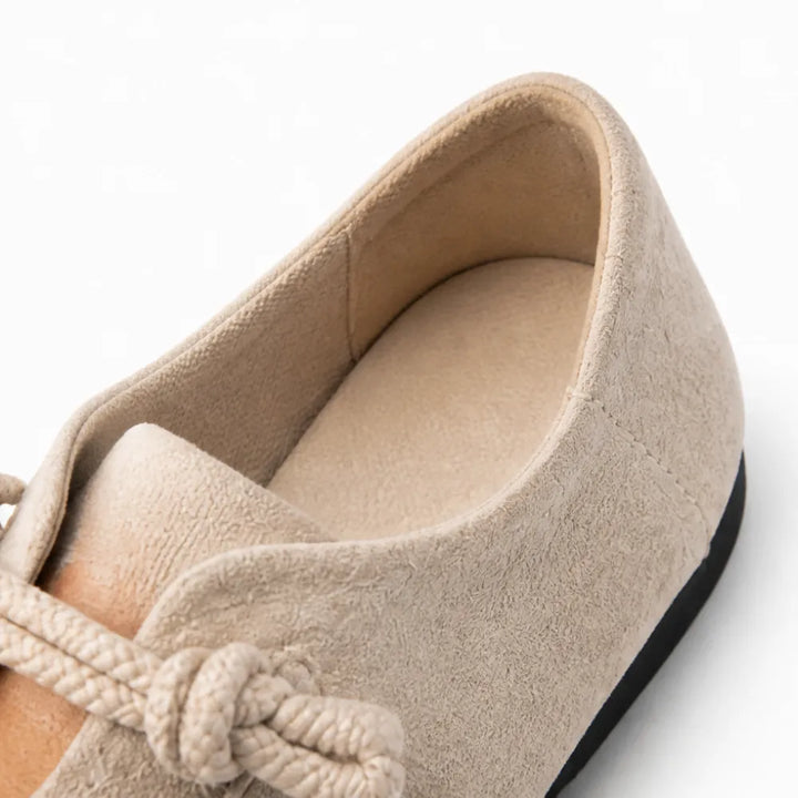 Solette – Płaskie buty Mary Jane z zapięciem na węzeł w stylu zamszowym dla kobiet
