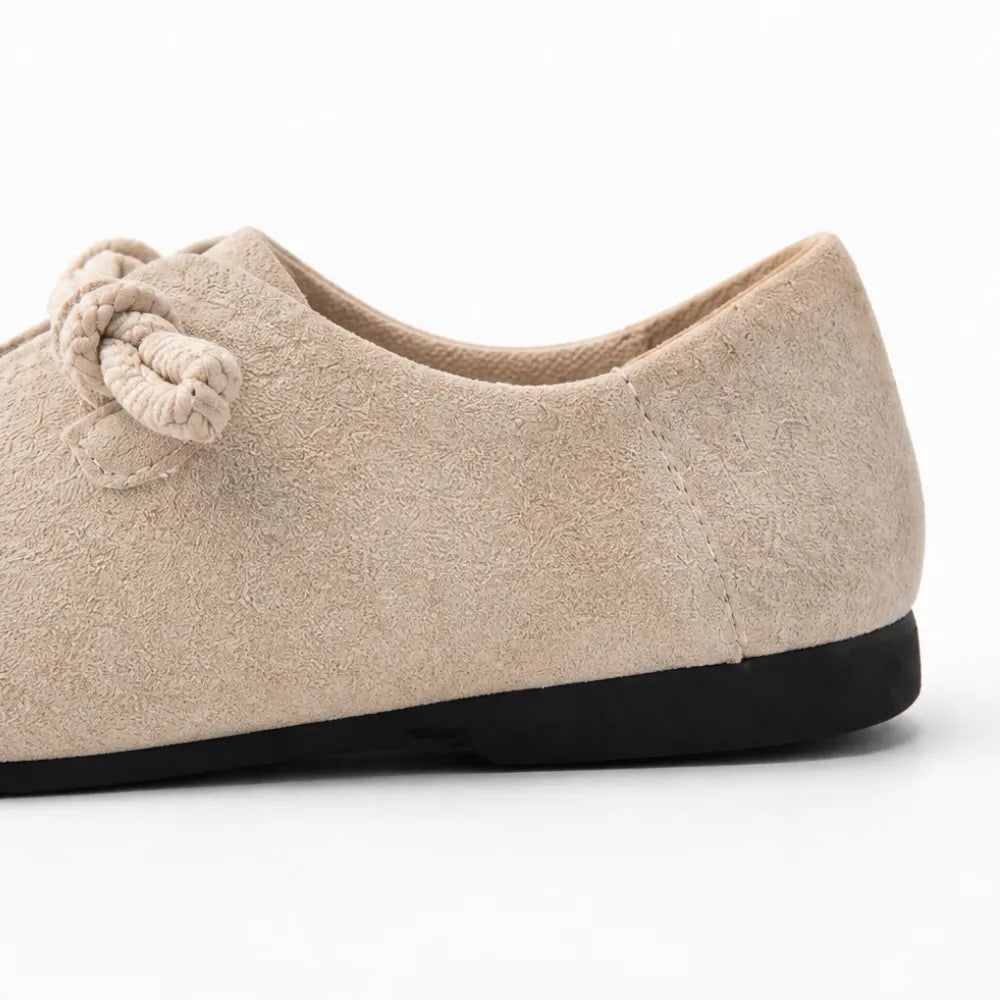 Solette – Płaskie buty Mary Jane z zapięciem na węzeł w stylu zamszowym dla kobiet