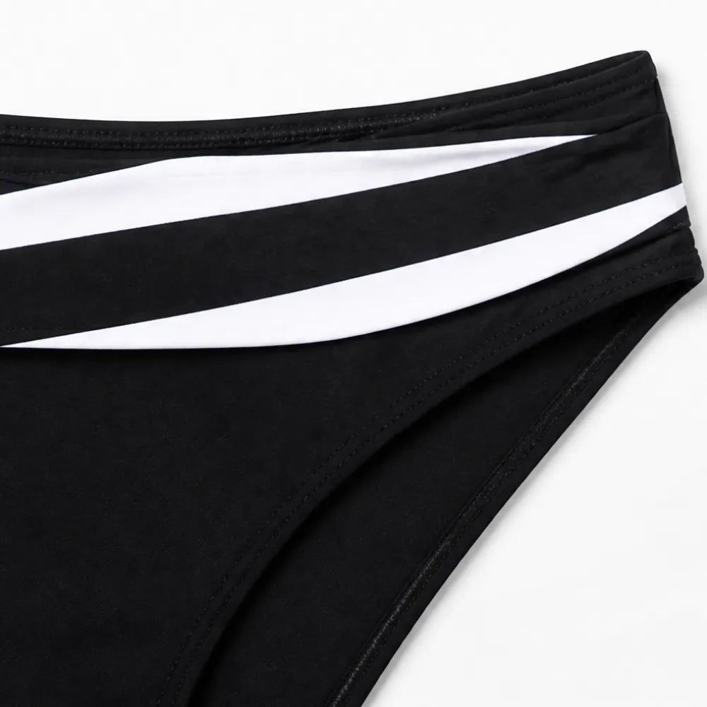 Solvana – Bikini z Push-Upem z Przodem w Twista i Wysokim Stanem
