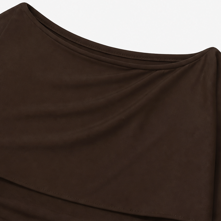 Wearbella – Narzutka z falbaną i rękawami nietoperzami
