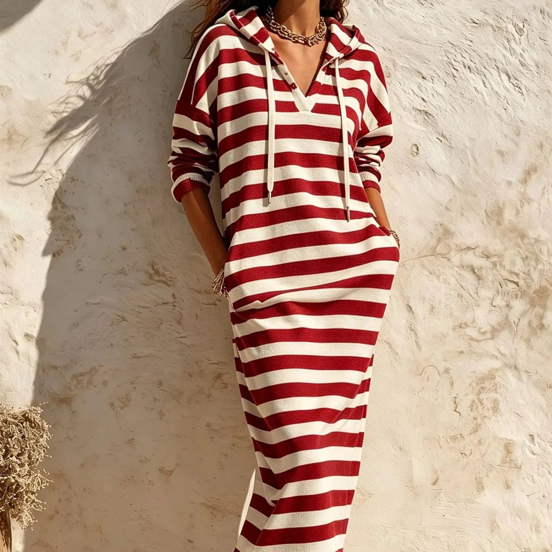 Wearbella – Pasiasta Sukienka Maxi z Kapturem