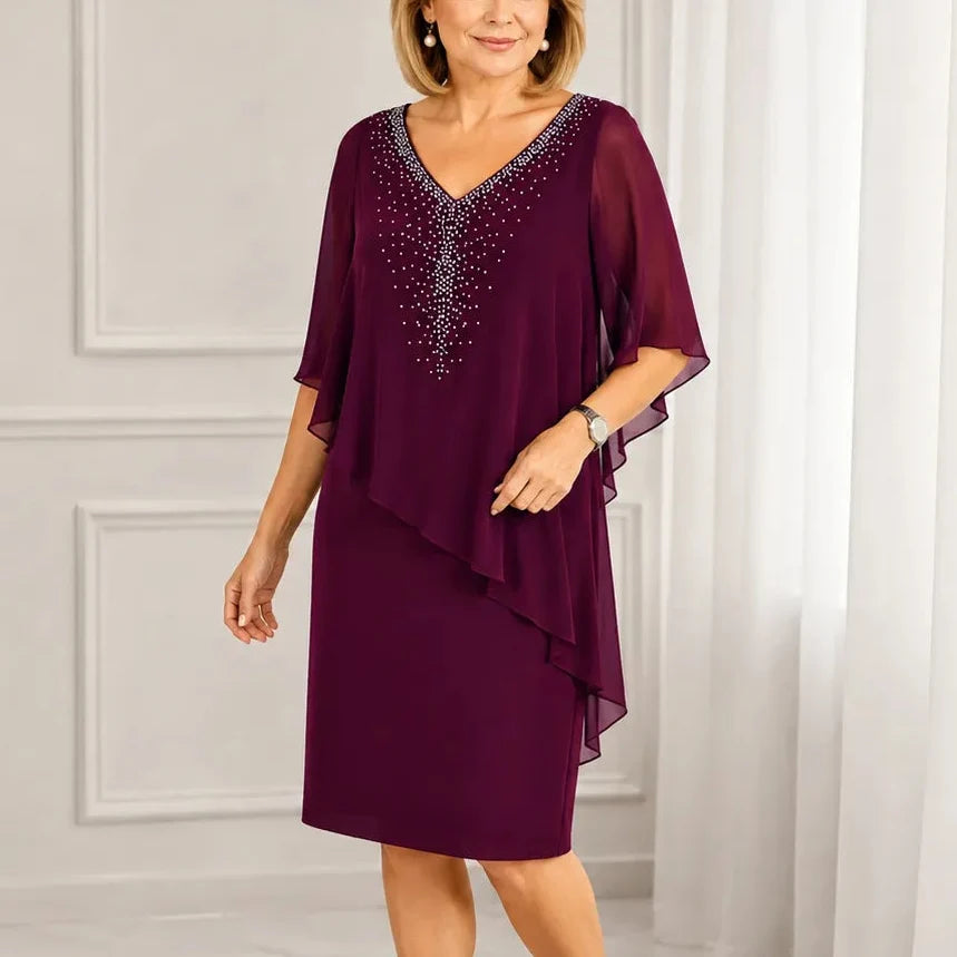 Wearbella – Sukienka z peleryną, która omija kłopoty z szalem