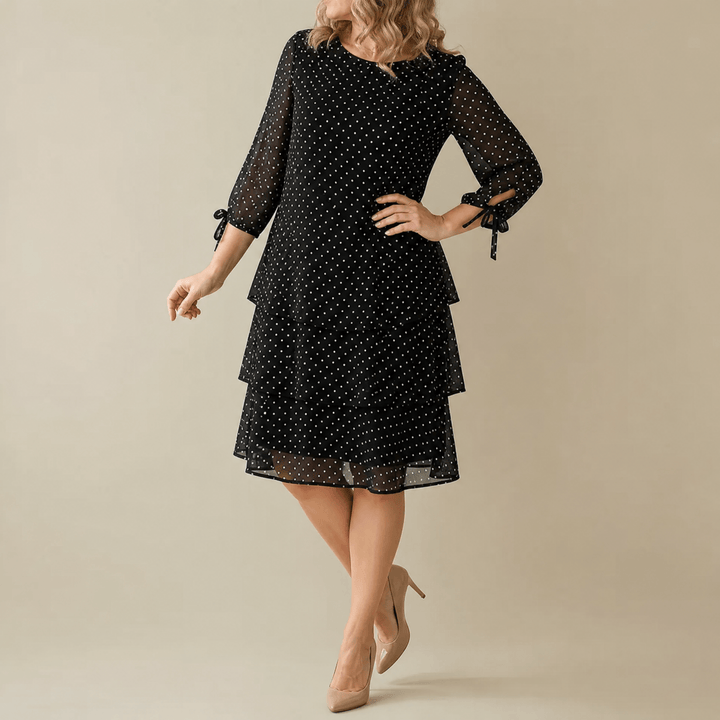 Florenne - Sukienka w Kropki z Warstw Chiffon