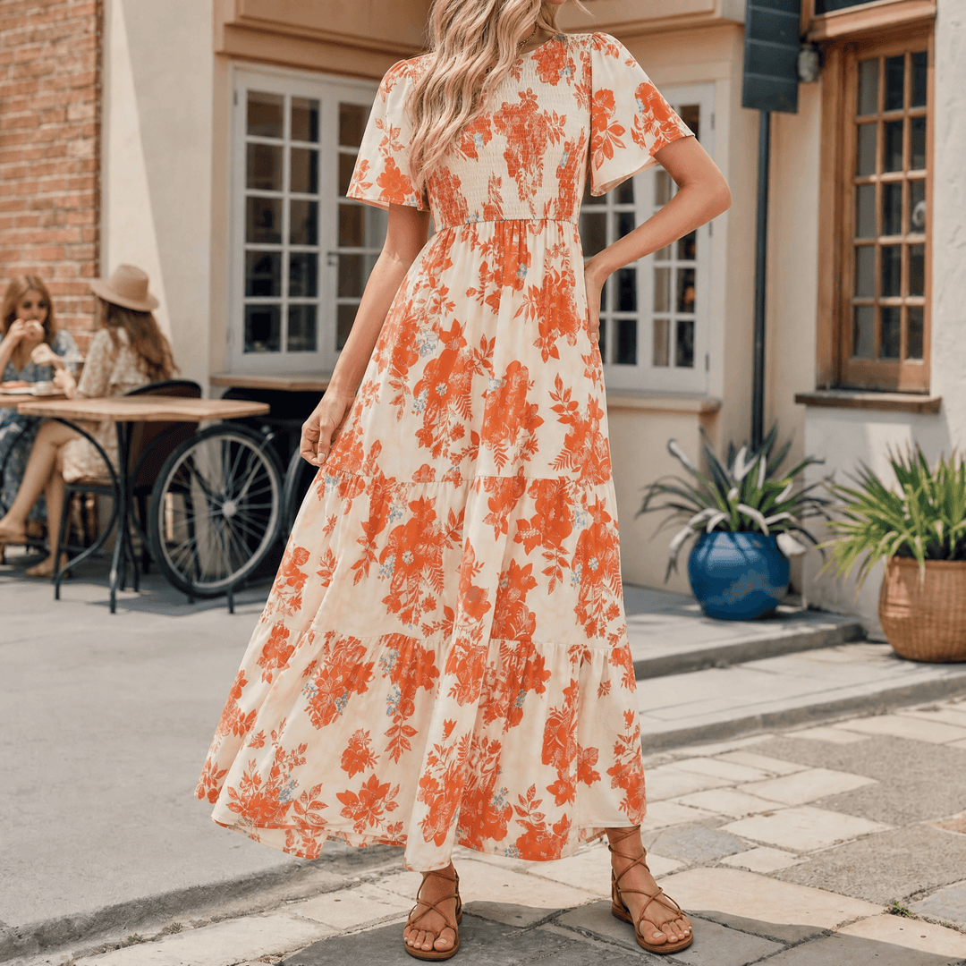 Florenza – Sukienka maxi w kwiaty z marszczeniem na wiosnę