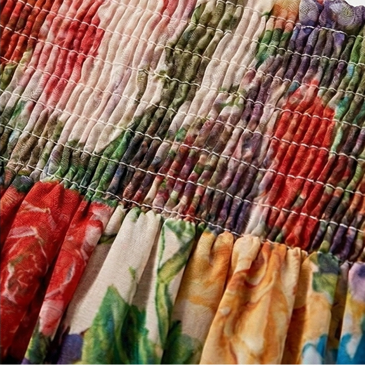 Floressa – Damska sukienka maxi w kwiaty z falbanami i rękawami lampionowymi