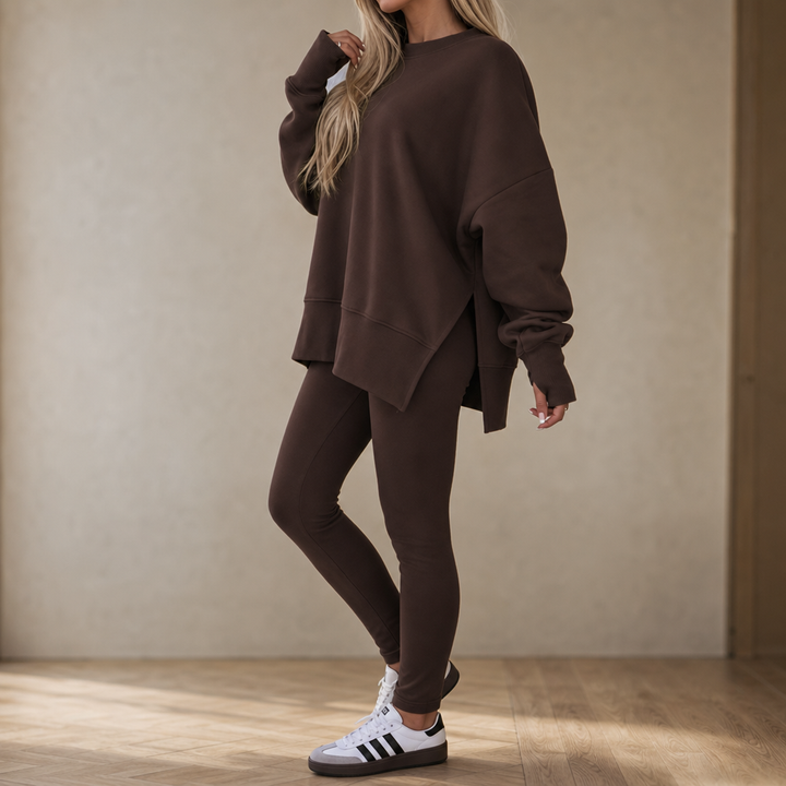 Ease &amp; Grace – Zestaw bluzy z rozcięciem bocznym i legginsów