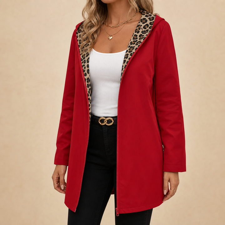 Wearbella – Odwracalny płaszcz z nadrukiem w panterkę
