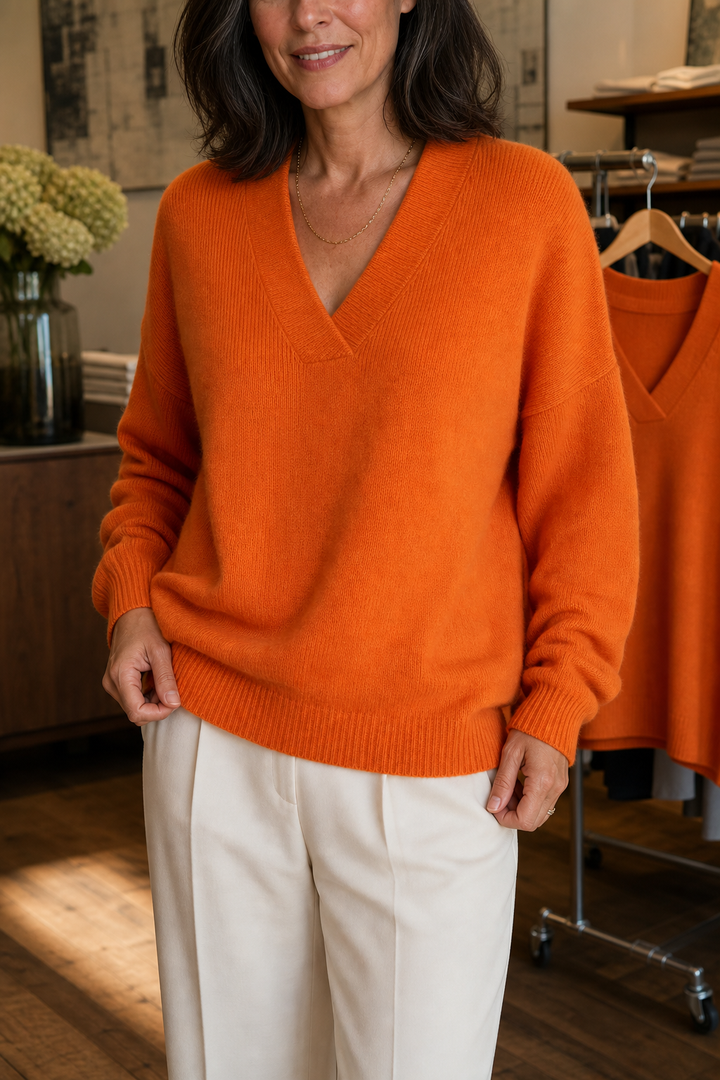 Softline – Sweter z dekoltem w serek i prążkowanym wykończeniem