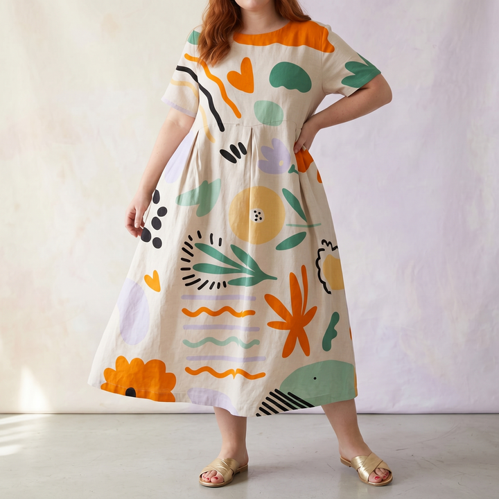 Luna – Midi sukienka w rozmiarze plus-size z artystycznym nadrukiem