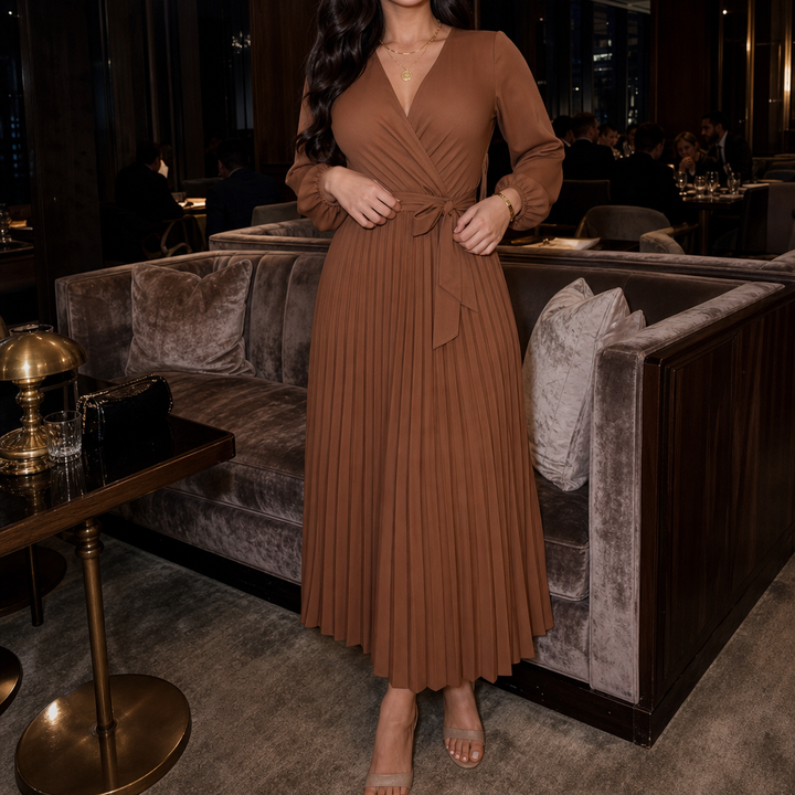 Wearbella – Sukienka maxi z plisowanym przodem i wysokim stanem