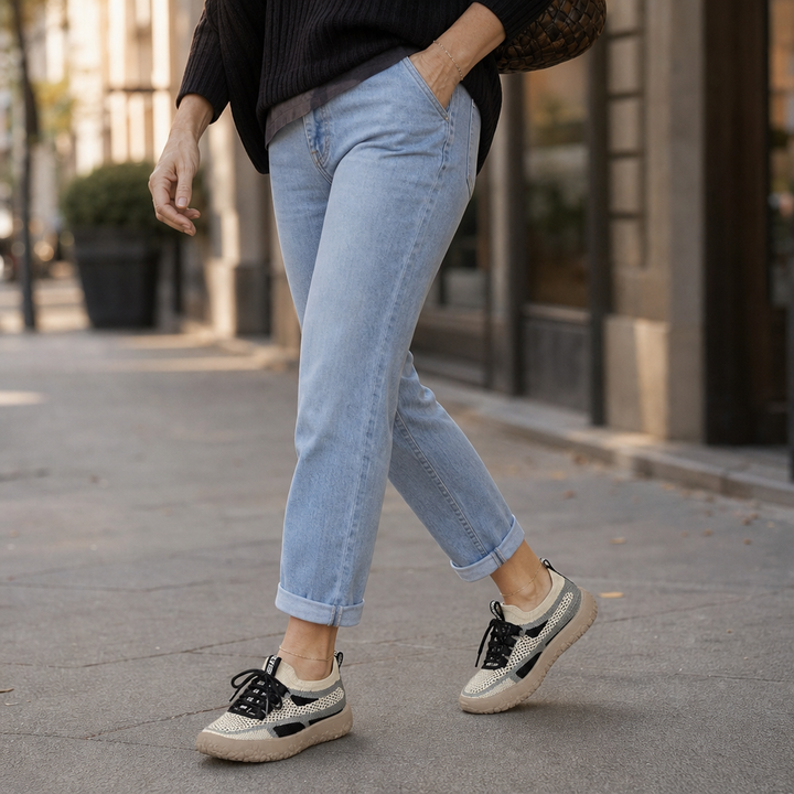 Vivelyn – Sneakersy z dzianinowym wierzchem i amortyzowaną podeszwą