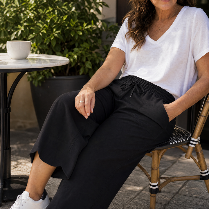 Lounella – Kobiece miękkie spodnie z szerokimi nogawkami o kroju cropped