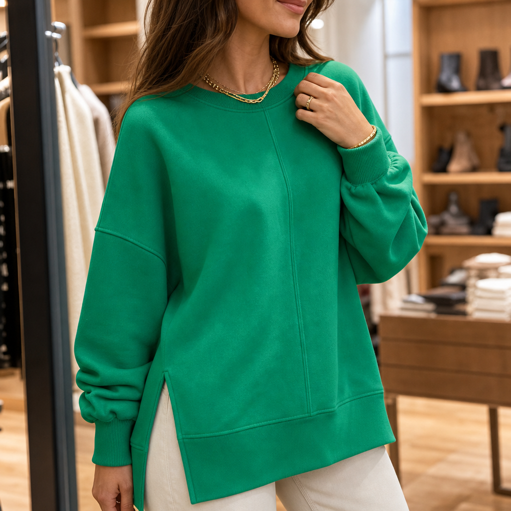 Verdant Ease – Bluza z Opuszczonymi Ramionami i Rozcięciami po Bokach