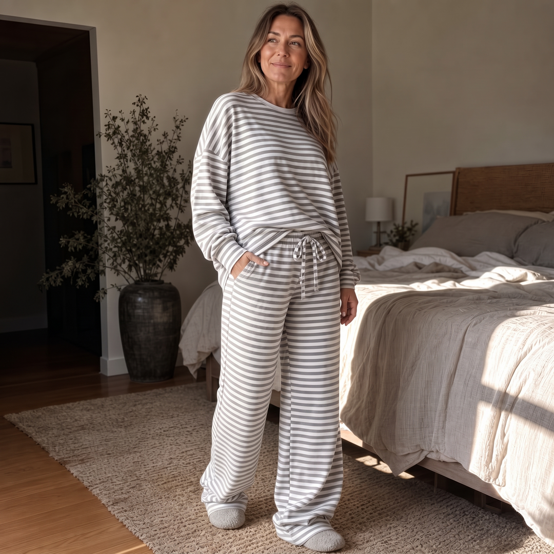 Wearbella – Zestaw z Paskowanym Topem i Spodniami