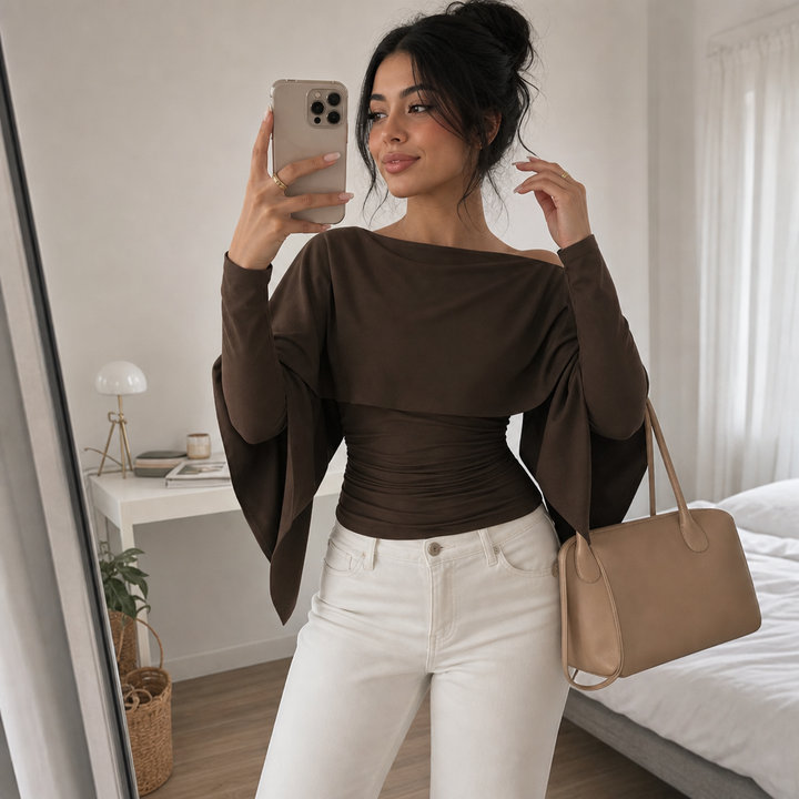 Wearbella – Narzutka z falbaną i rękawami nietoperzami